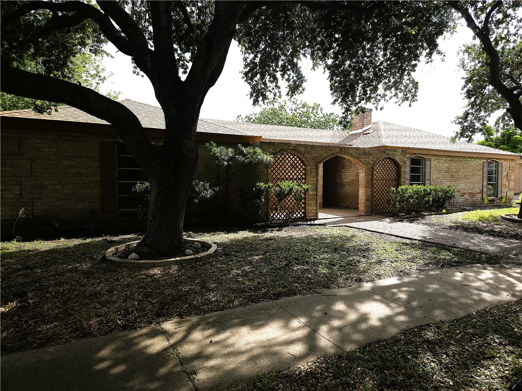 5009 Wingfoot Ln Property Photo 2