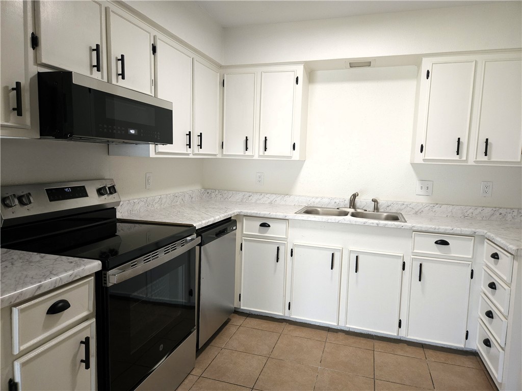 5009 Wingfoot Ln Property Photo 7