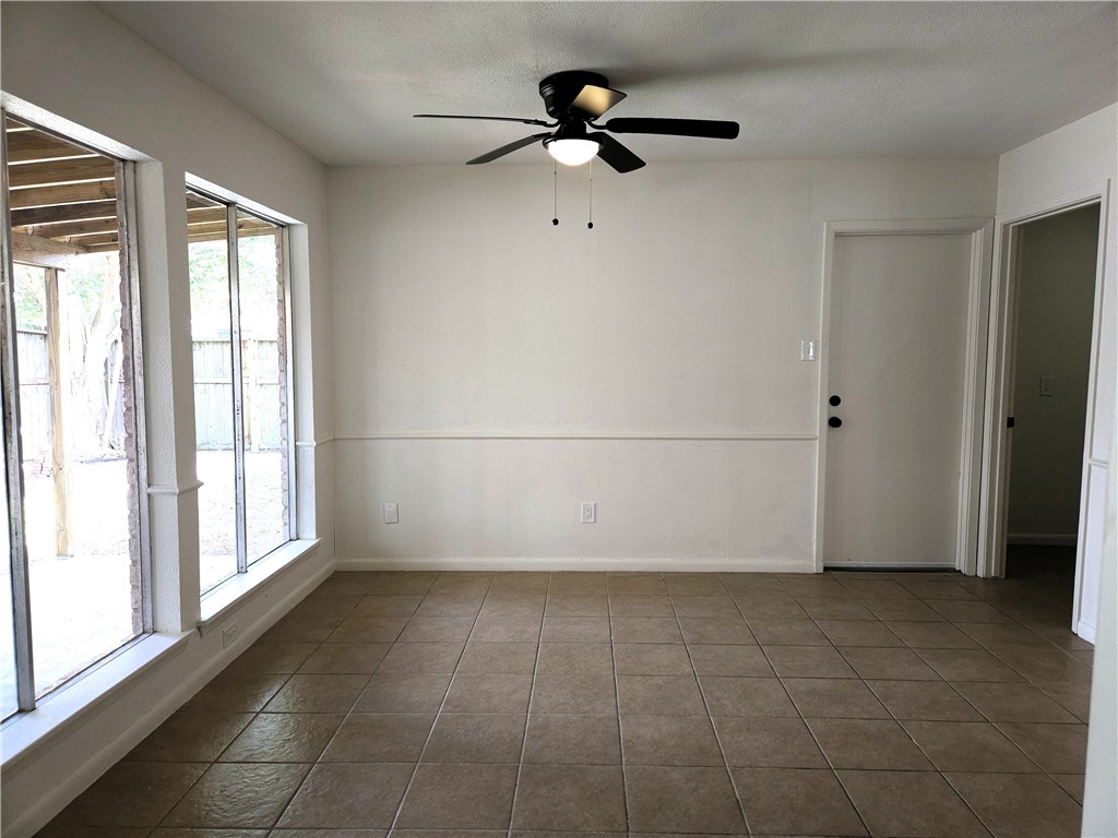 5009 Wingfoot Ln Property Photo 10