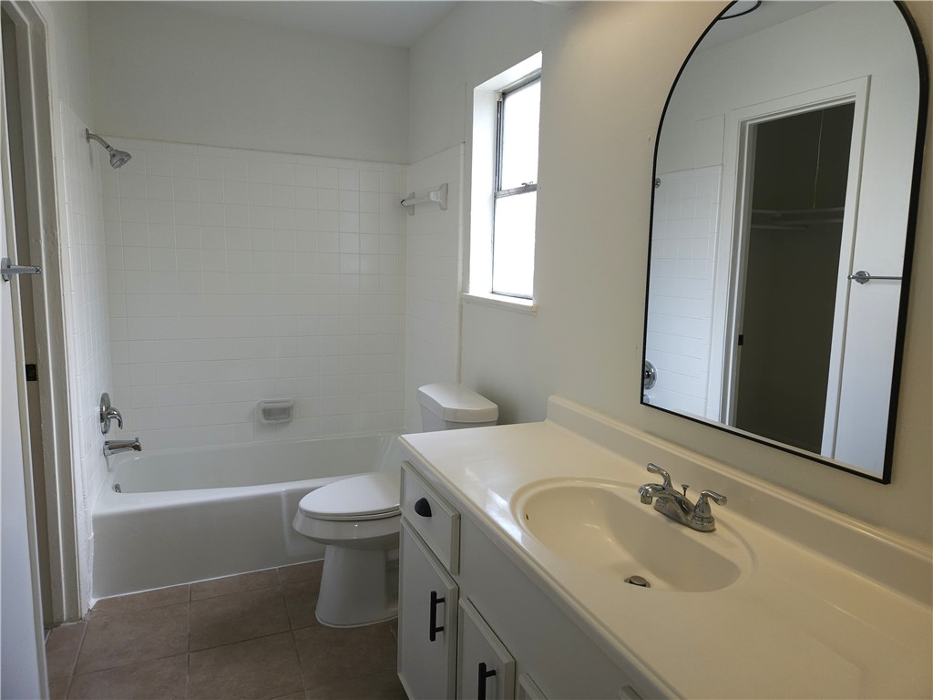 5009 Wingfoot Ln Property Photo 12