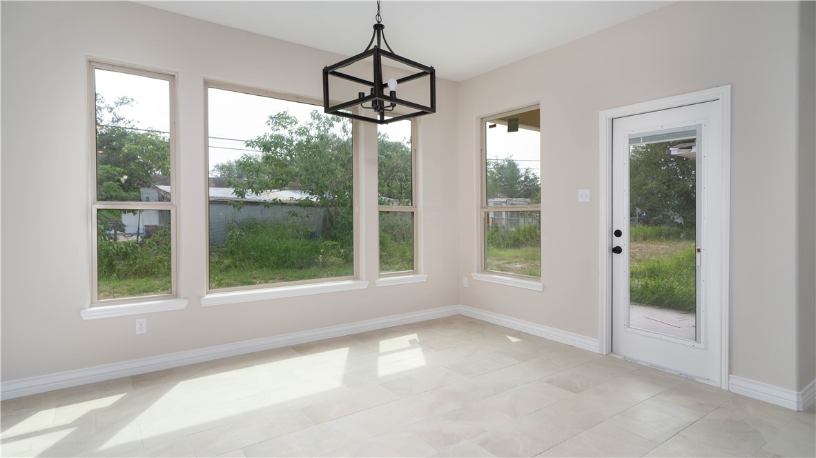 3638 Rebecca Dr Property Photo 10