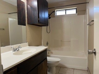 2226 Pebble Beach Dr Property Photo 9