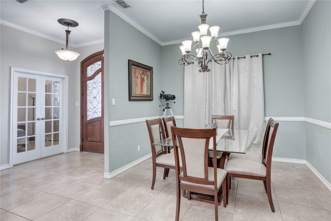 4465 S Oak Circ Property Photo 6