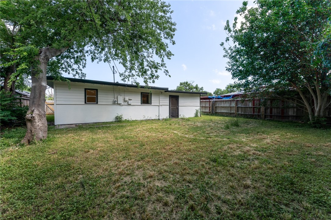 4917 Marion St Property Photo 14