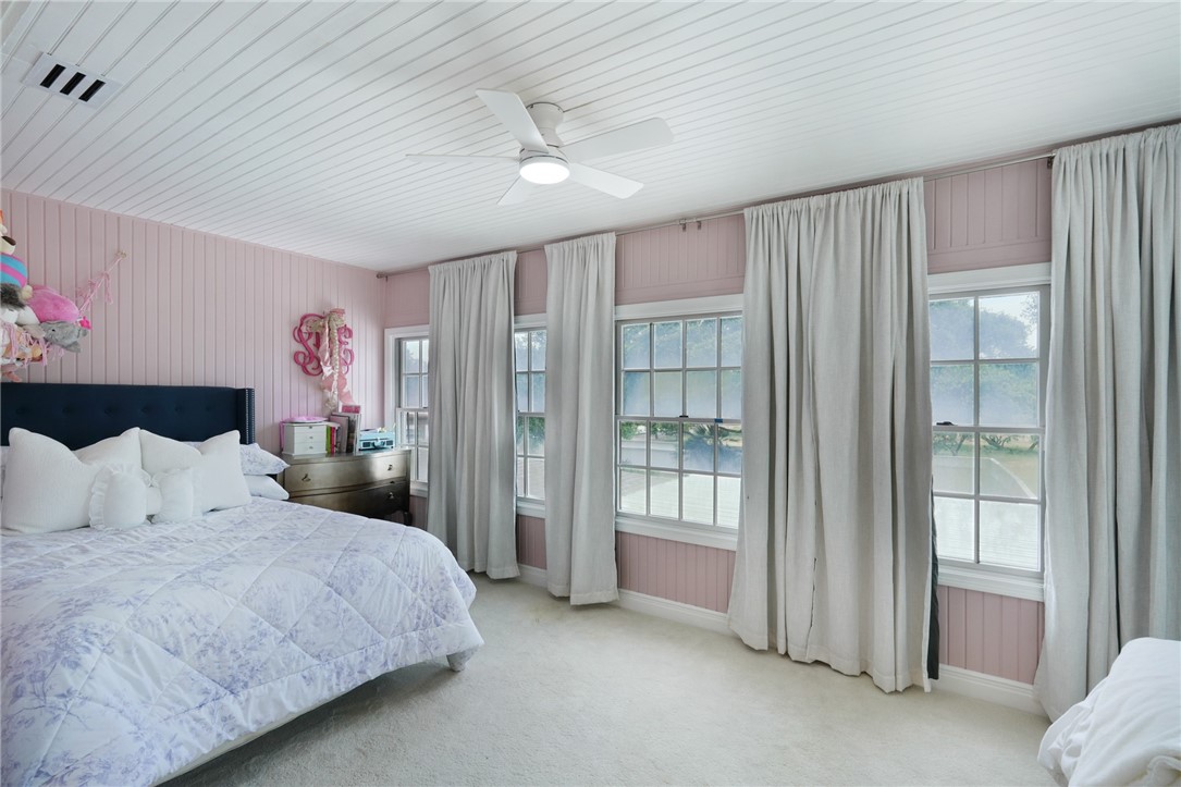 110 Seaview Ln Property Photo 18