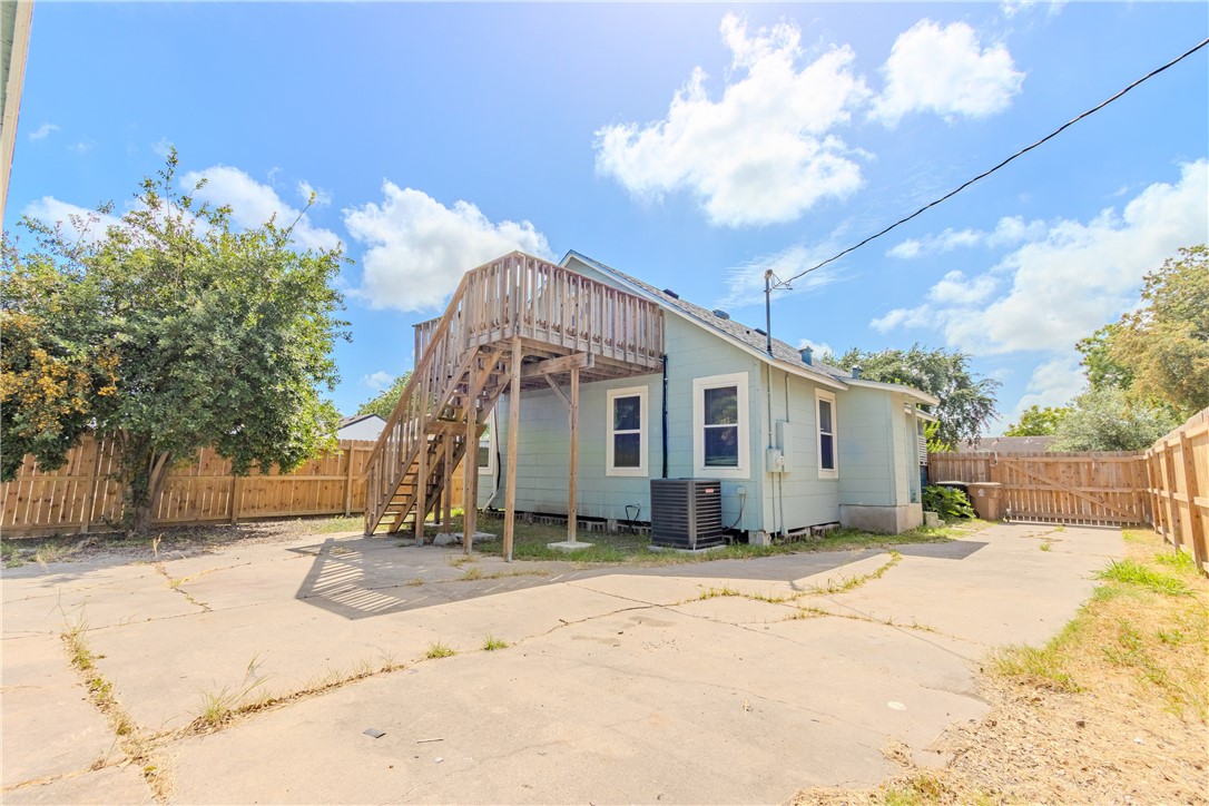 4338 Cottage St Property Photo 15