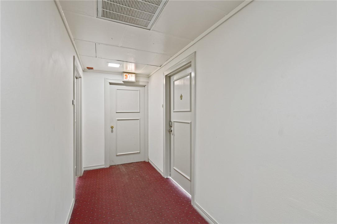 4600 Ocean Dr Property Photo 3