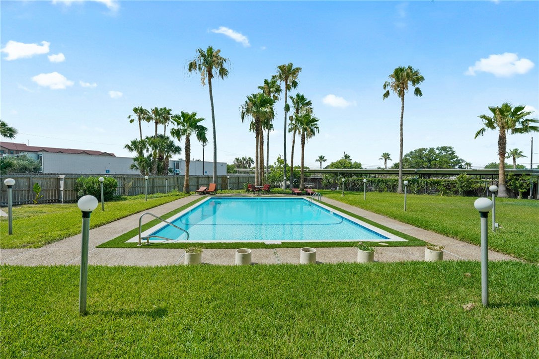 4600 Ocean Dr Property Photo 30