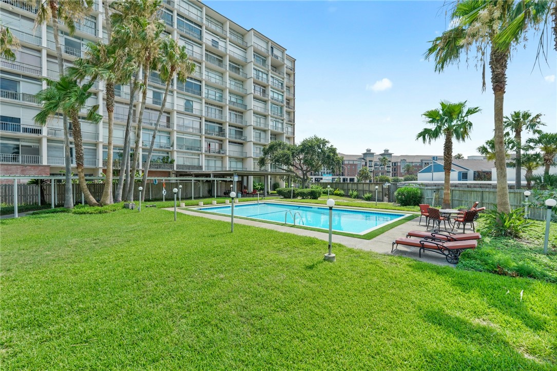 4600 Ocean Dr Property Photo 33
