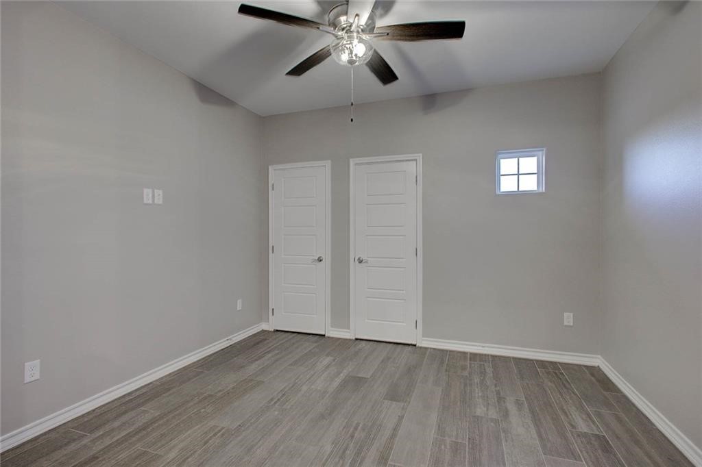 106 Peridot St Property Photo 12