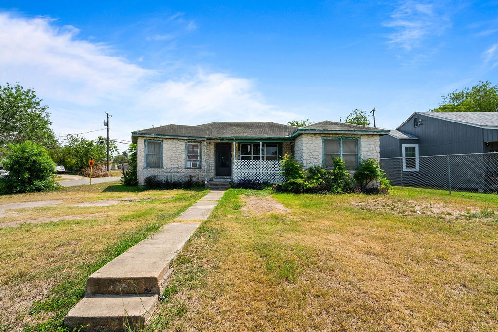 3751 Wilson Dr Property Photo 1