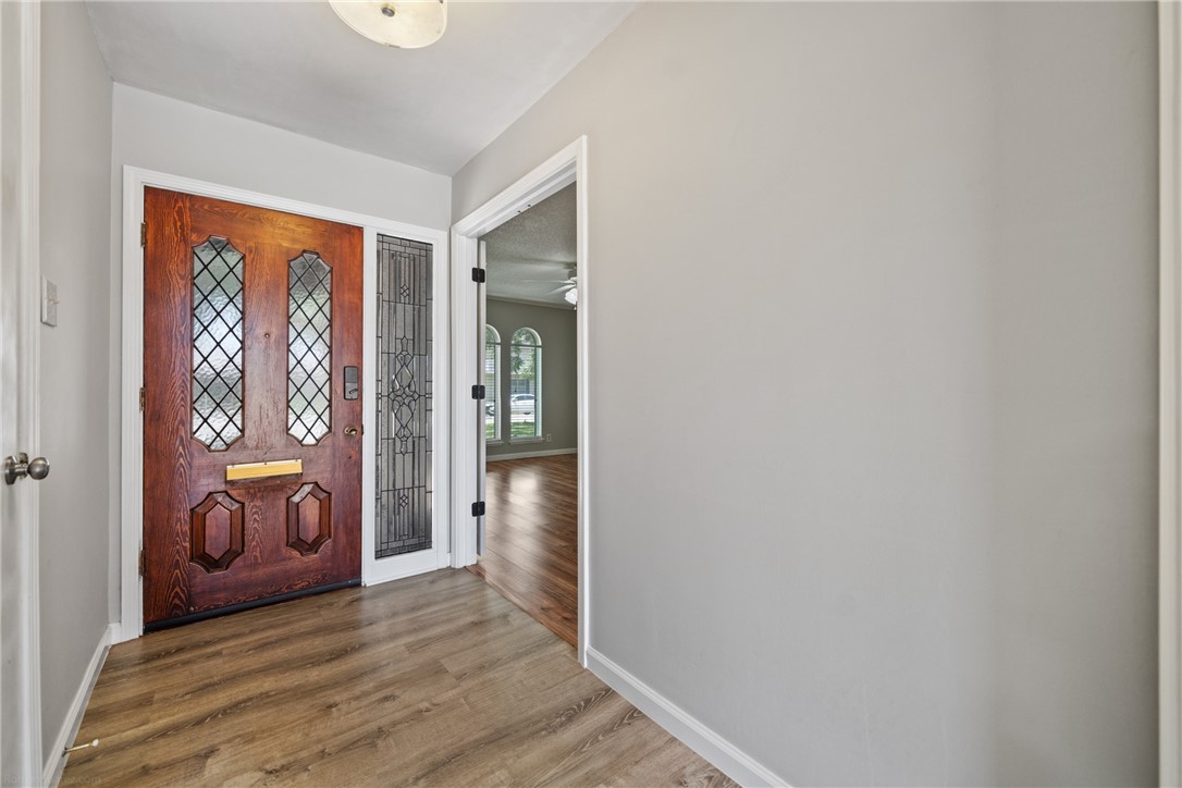 6906 Aswan Dr Property Photo 3