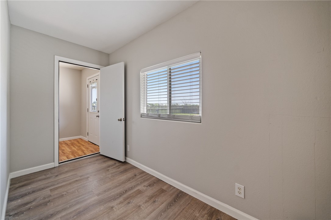 6906 Aswan Dr Property Photo 14