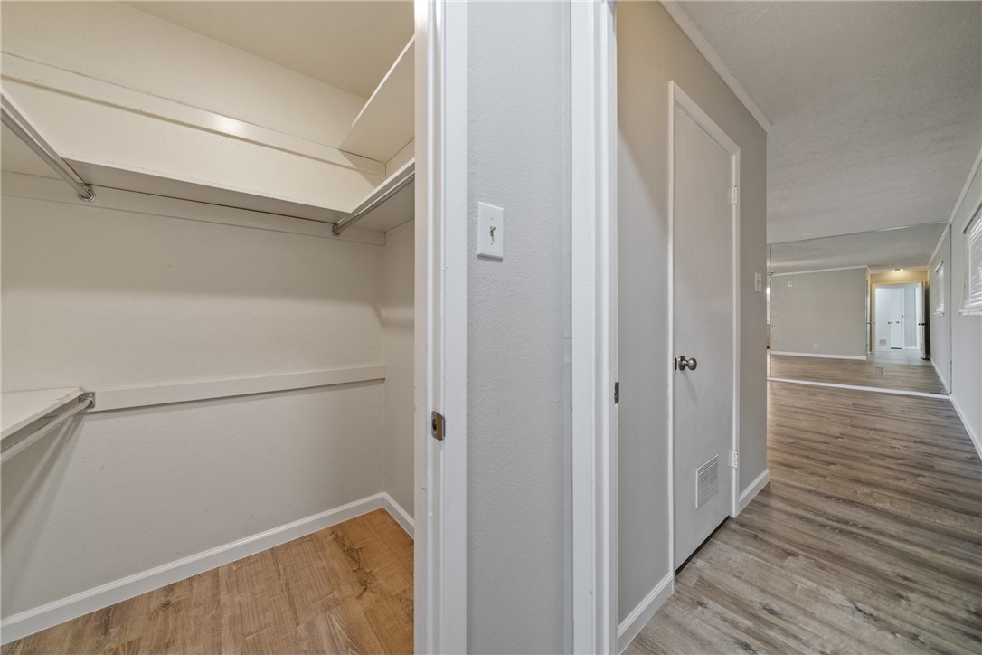 6906 Aswan Dr Property Photo 28