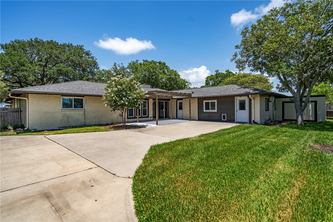 6906 Aswan Dr Property Photo 40