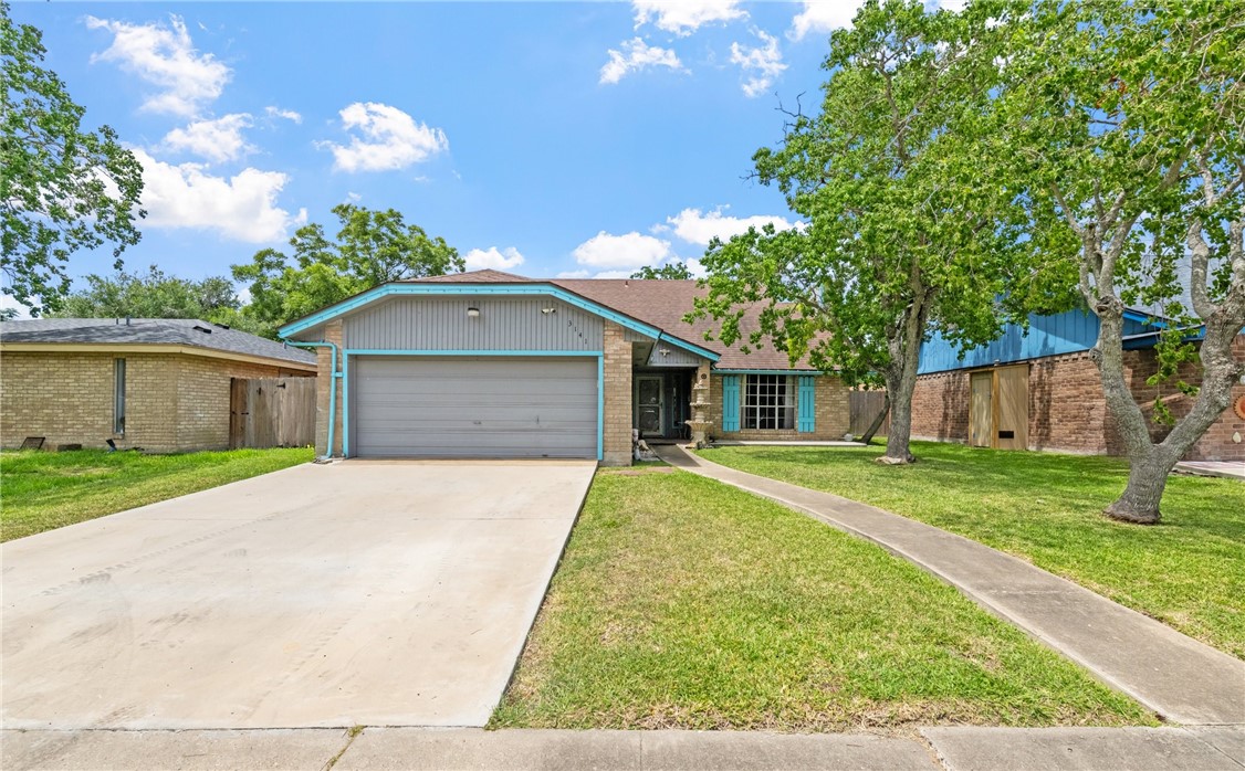 3141 Sylvan Crest Dr Property Photo 1