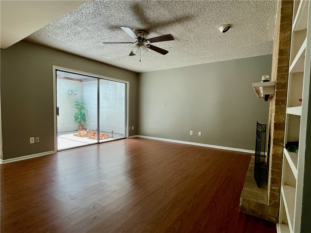 5444 Stonegate Way Property Photo 7