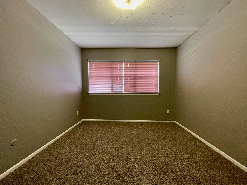 5444 Stonegate Way Property Photo 17