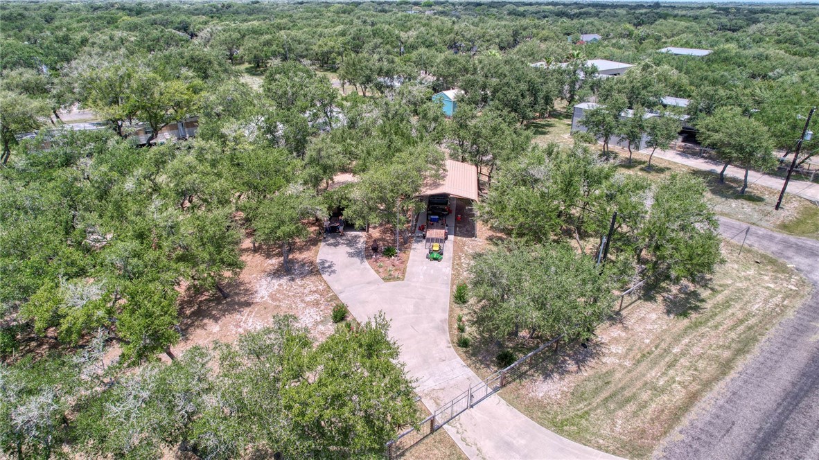 527 N Traylor Ave Property Photo 2