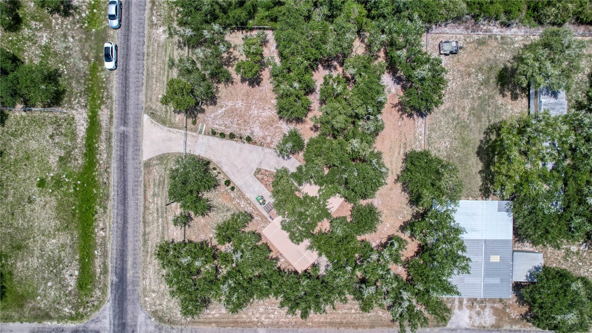 527 N Traylor Ave Property Photo 22
