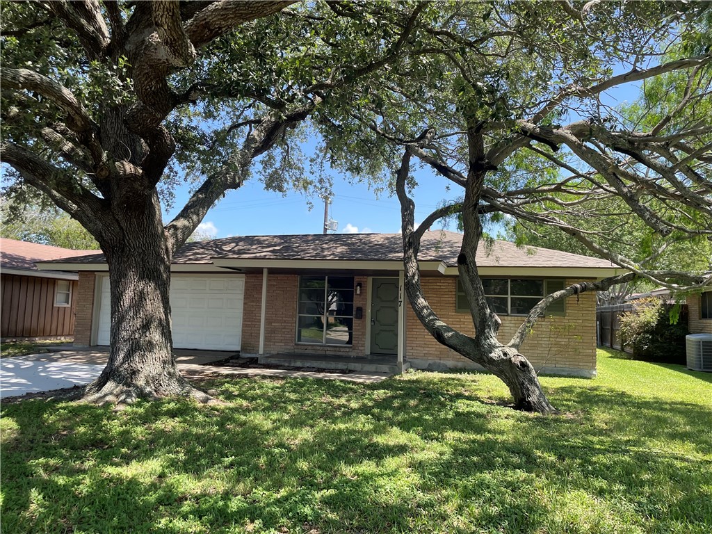 117 E Broadway Ave Property Photo 2