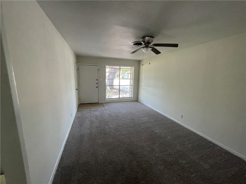 117 E Broadway Ave Property Photo 5