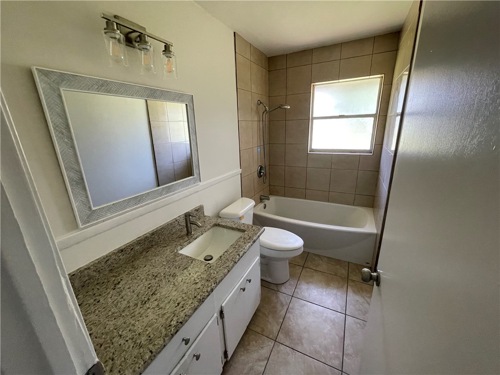 117 E Broadway Ave Property Photo 12
