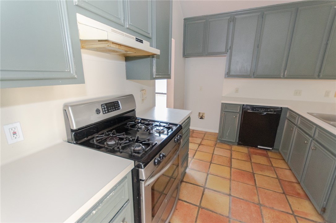 14618 Reagan Dr Property Photo 2