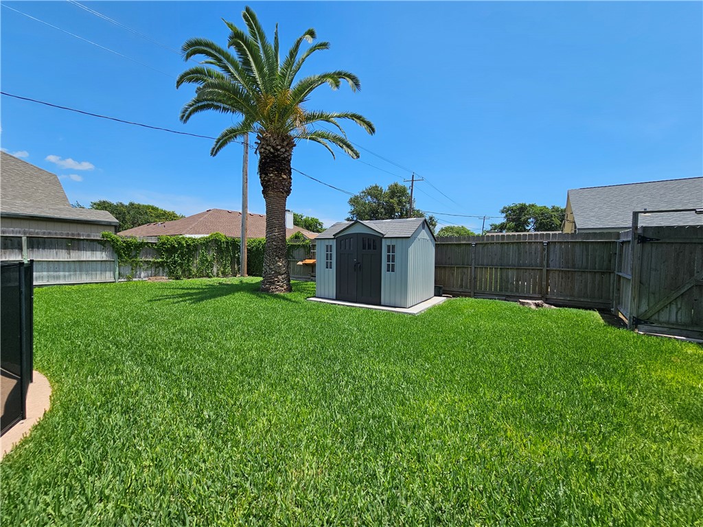 319 San Saba Dr Property Photo 28