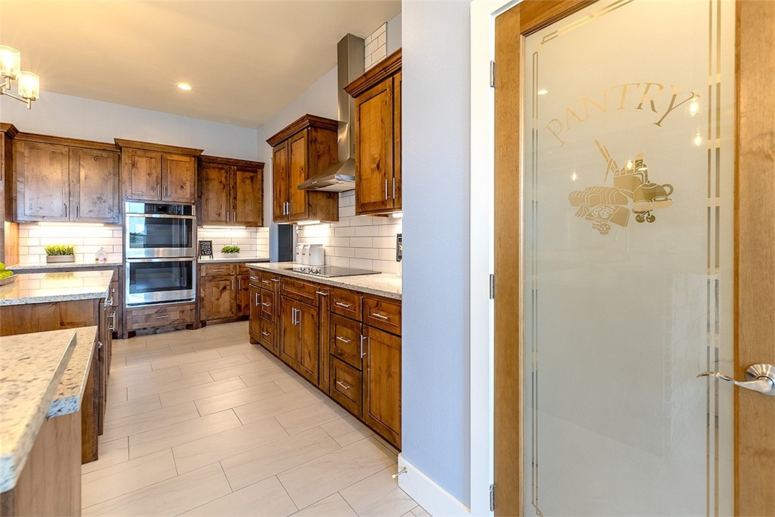 6428 Fm 624 Property Photo 11