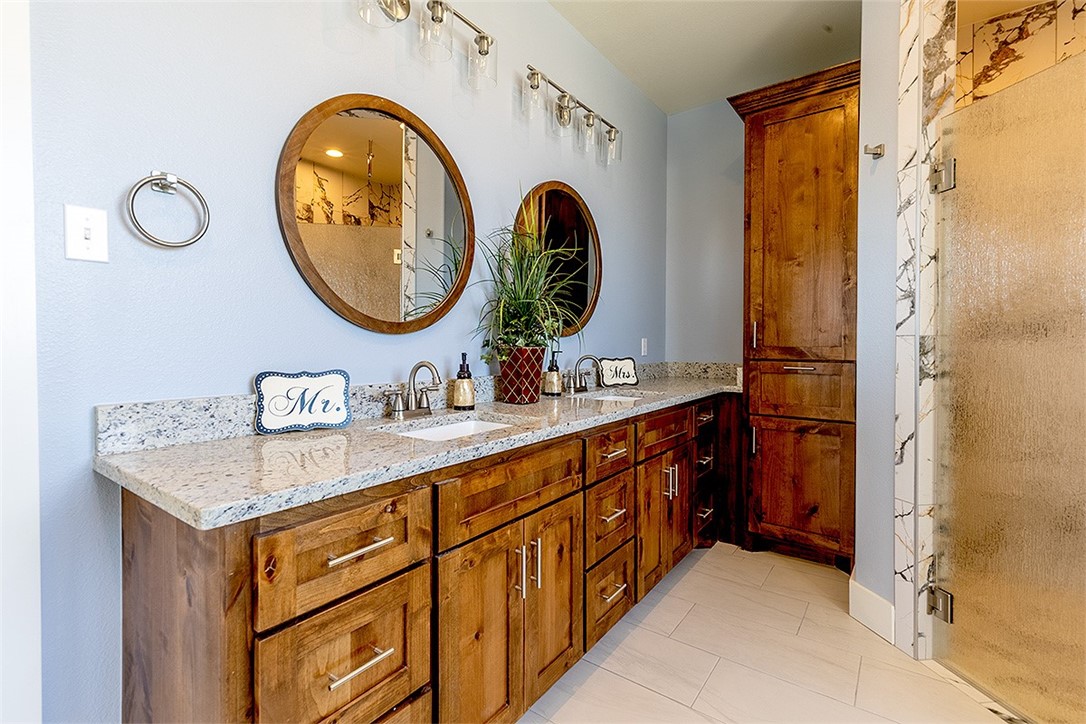 6428 Fm 624 Property Photo 20