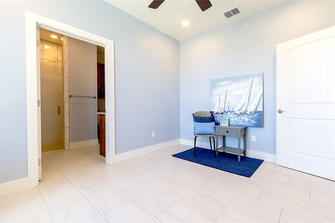 6428 Fm 624 Property Photo 22
