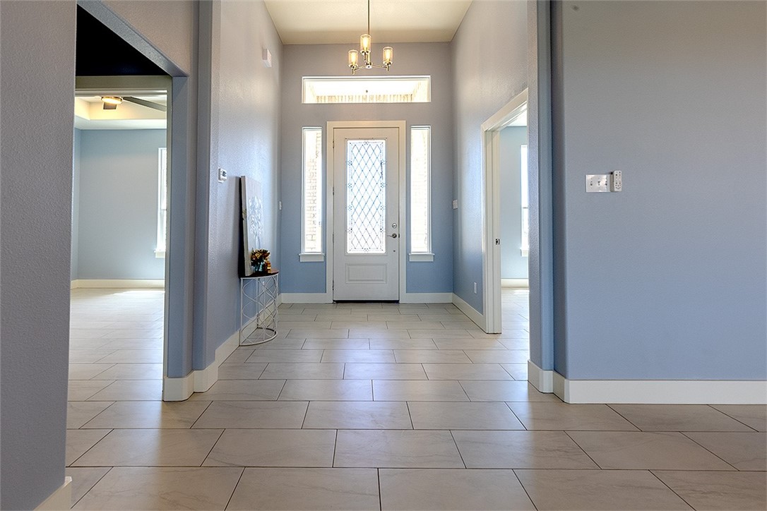 6428 Fm 624 Property Photo 28