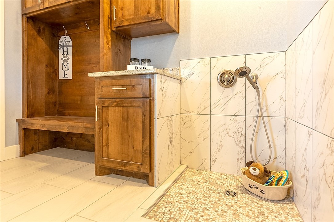 6428 Fm 624 Property Photo 30