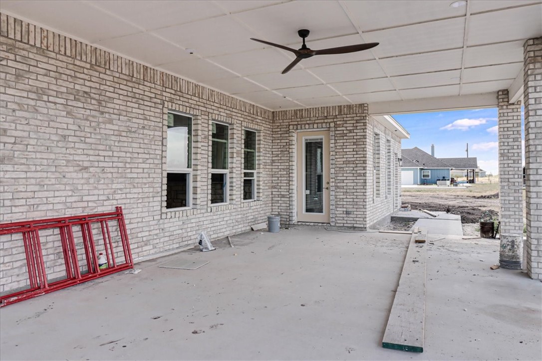 6428 Fm 624 Property Photo 32