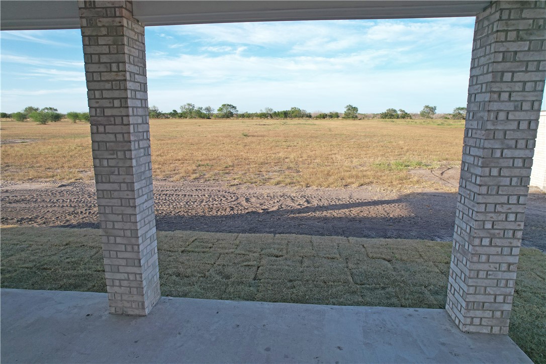 6428 Fm 624 Property Photo 35