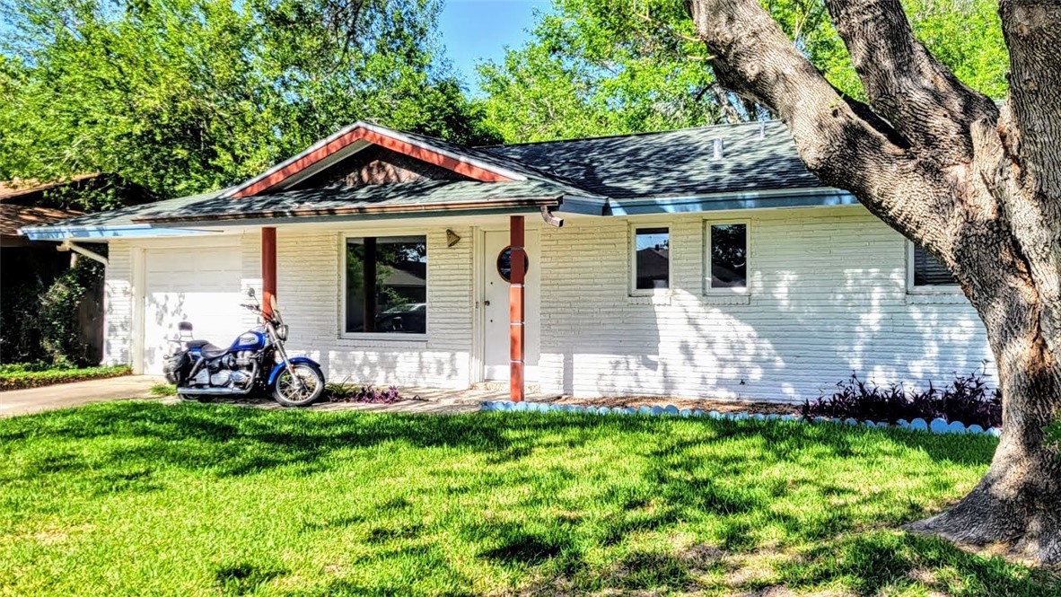 1226 Euclid Cir Property Photo 1