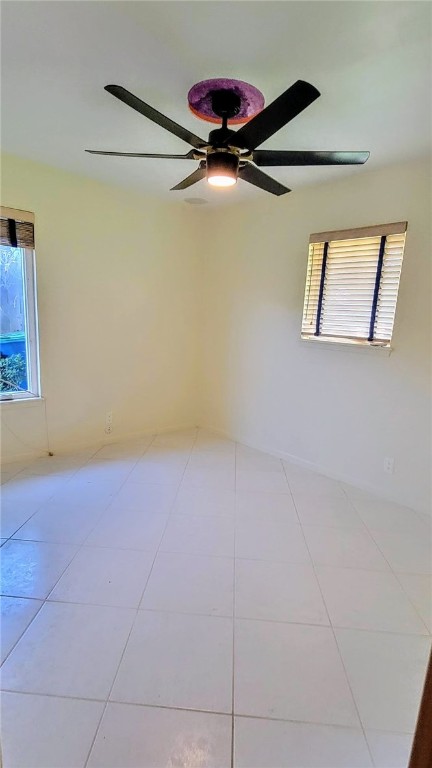 1226 Euclid Cir Property Photo 16
