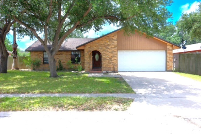 327 Birchwood Dr Property Photo 1