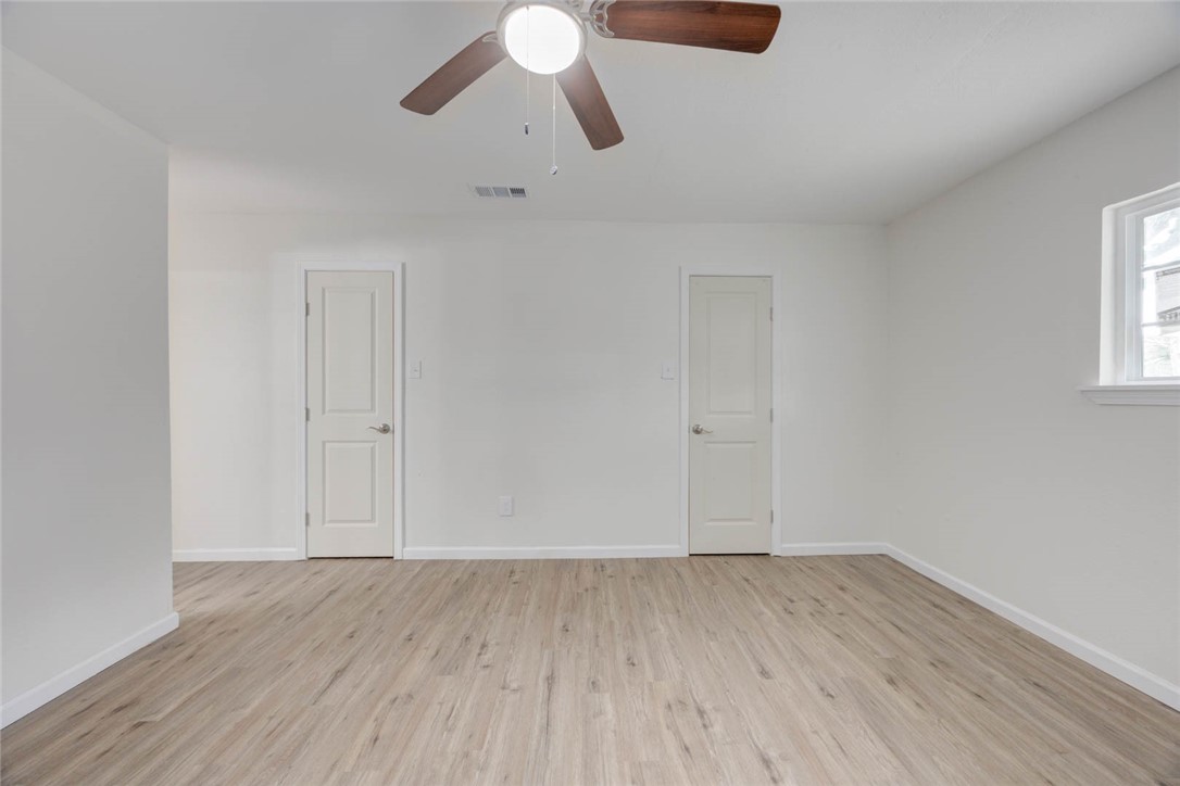 913 Knot Property Photo 18