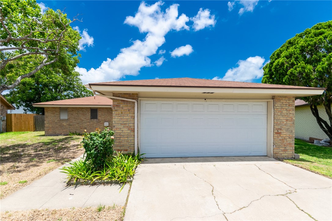 1705 Mermaid Dr Property Photo 1