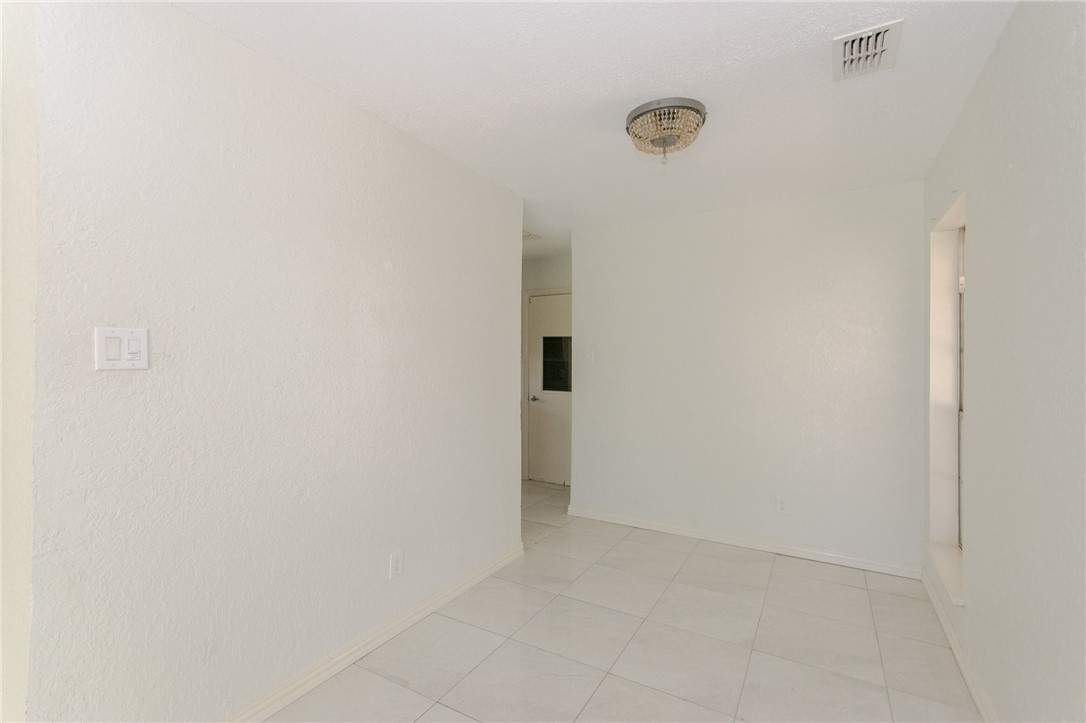 1705 Mermaid Dr Property Photo 5