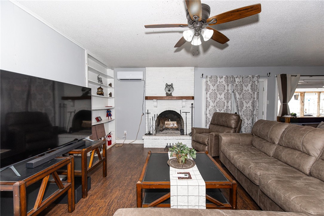 1204 Live Oak Dr Property Photo 13