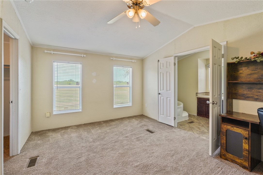 130 Old Goliad Rd. Property Photo 19