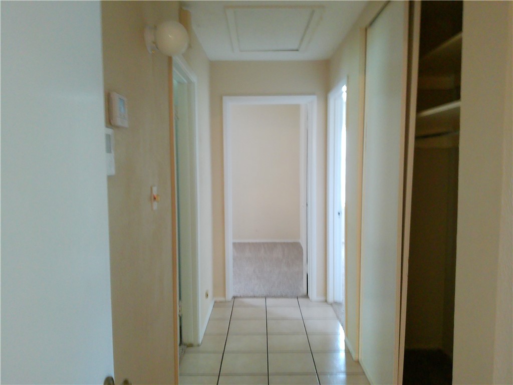 4225 Warwick Dr Property Photo 7