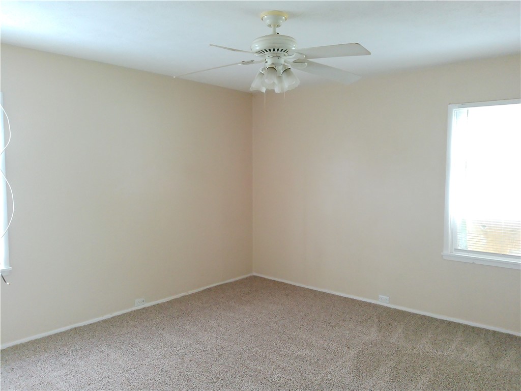 4225 Warwick Dr Property Photo 13