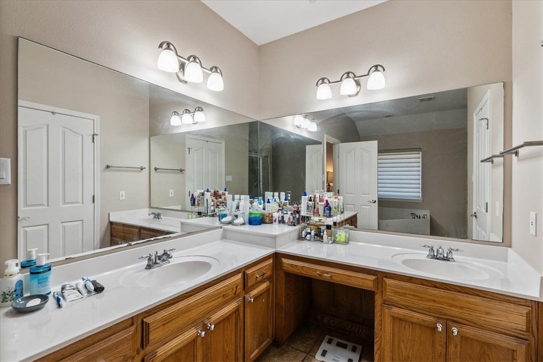 2618 Gentle Wind Ave Property Photo 19