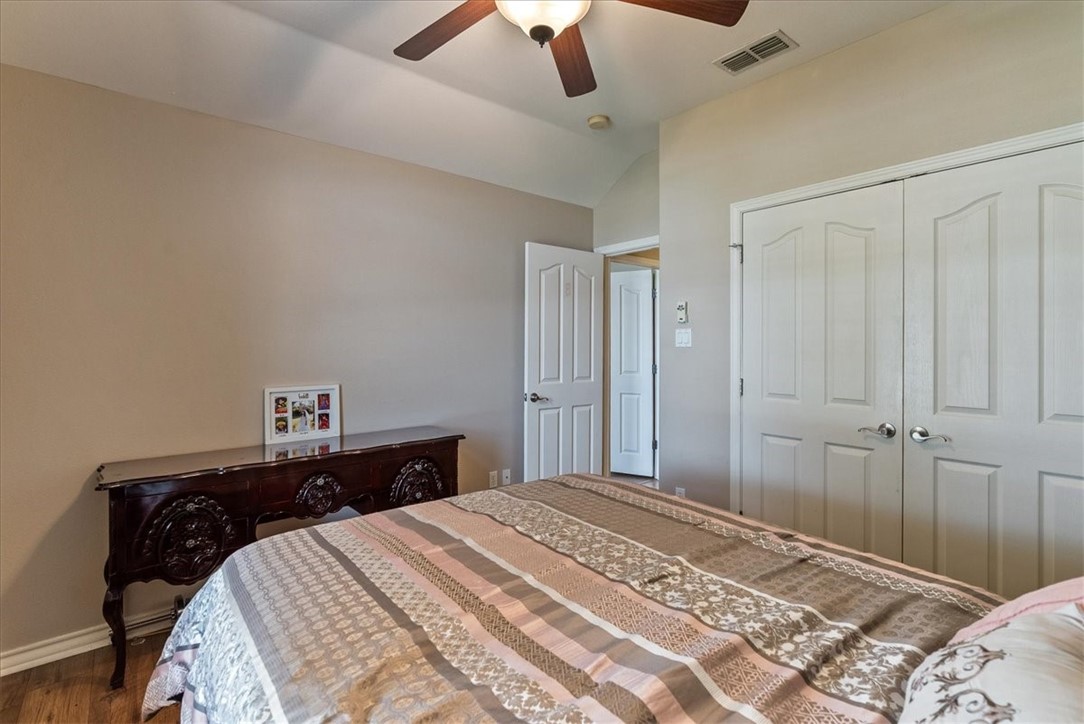 2618 Gentle Wind Ave Property Photo 27