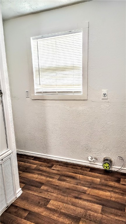 1025 E Fordyce Ave Property Photo 9
