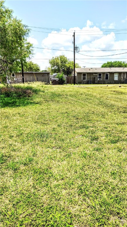 1025 E Fordyce Ave Property Photo 10